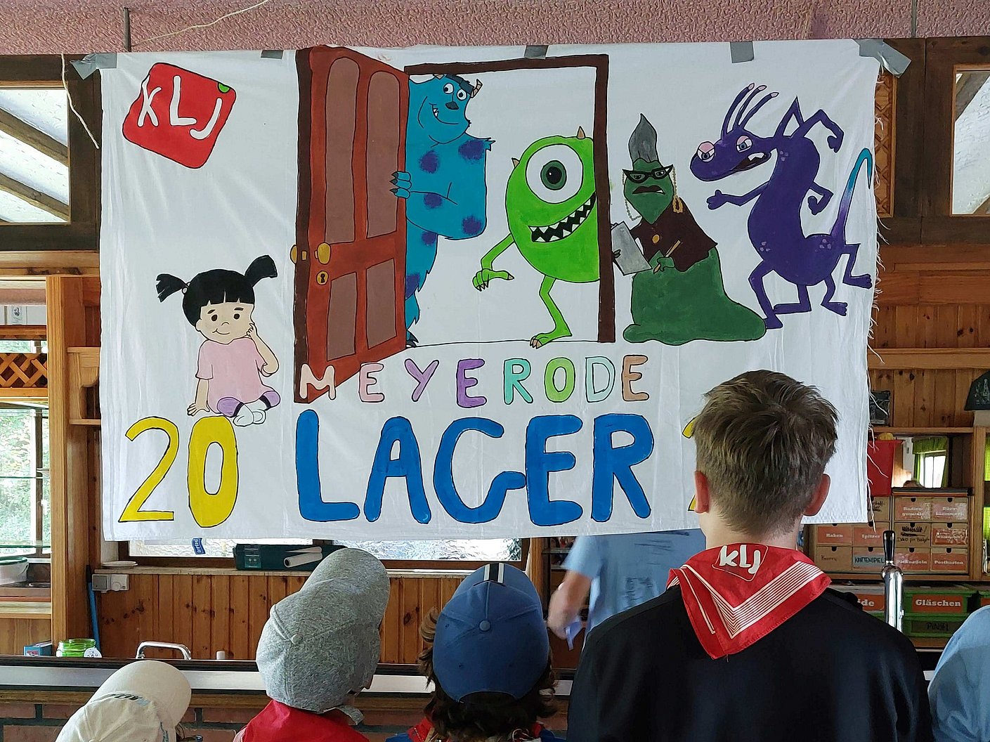 Pfadfinderlager und Banner